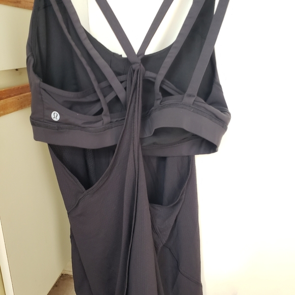 Lululemon Tank with Built in Bra - Picture 5 of 6